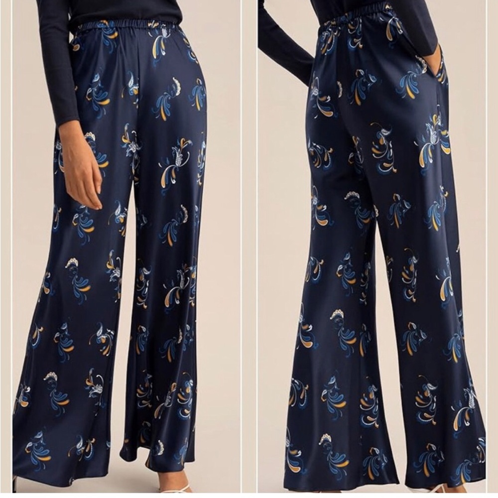NWOT LILYSILK Blue Waltz flared leg silk pants